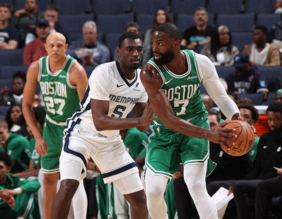 凯尔特人主场大胜骑士，系列赛战成比平(凯尔特人vs骑士第六场)